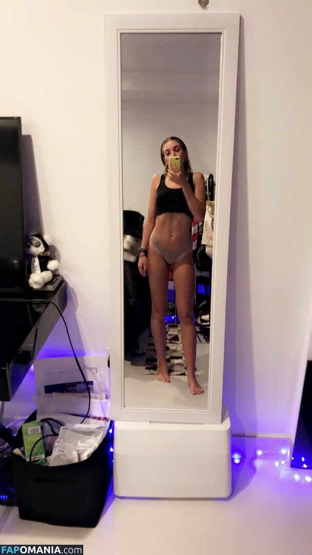 Noah Cyrus Nud Fotografie scursă #54