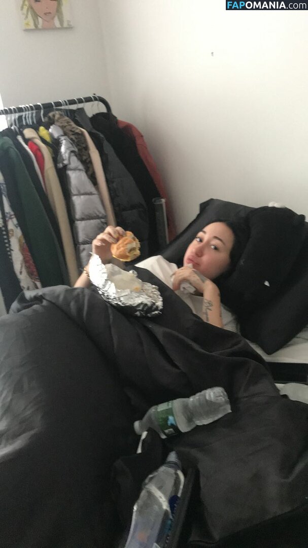 Noah Cyrus Nud Fotografie scursă #55