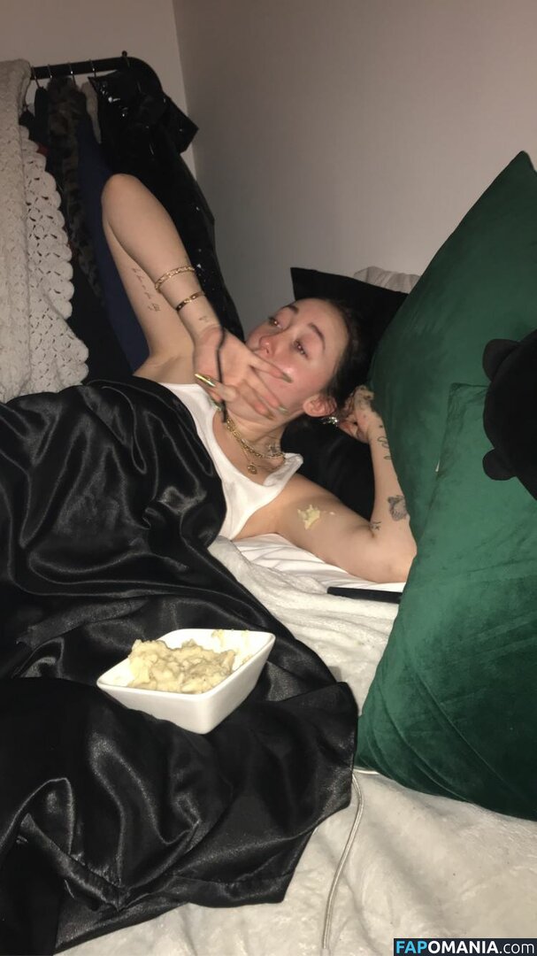 Noah Cyrus Nud Fotografie scursă #72