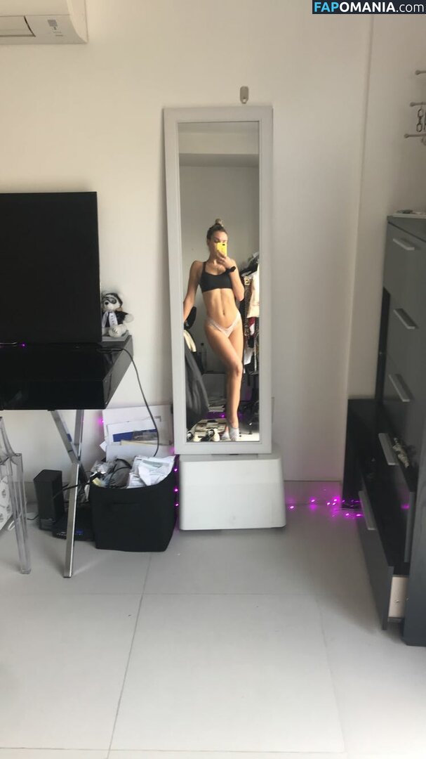 Noah Cyrus Nud Fotografie scursă #87