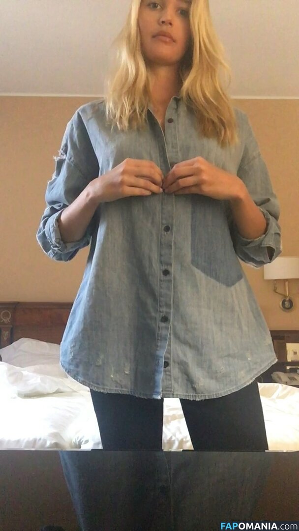 Noel Berry Nud Fotografie scursă #320