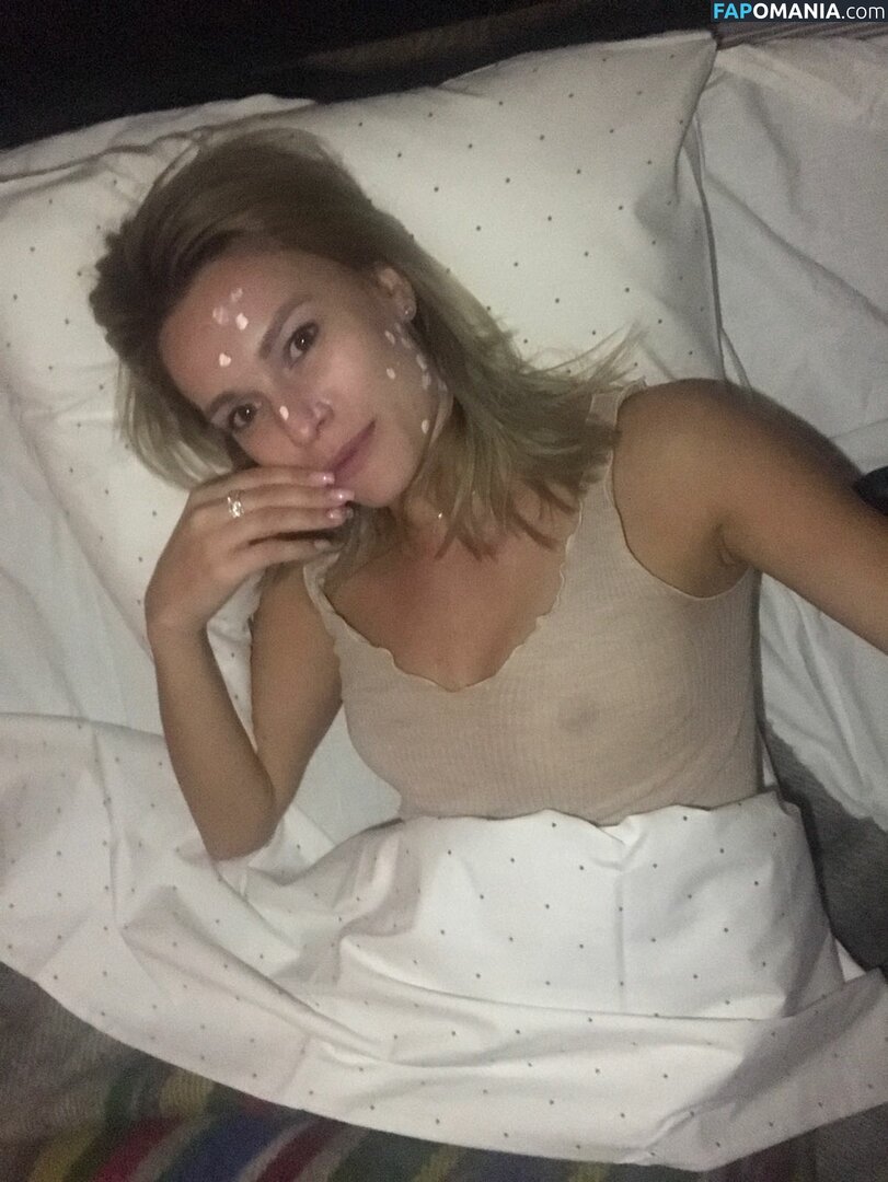 Olia Tira Nud Fotografie scursă #78