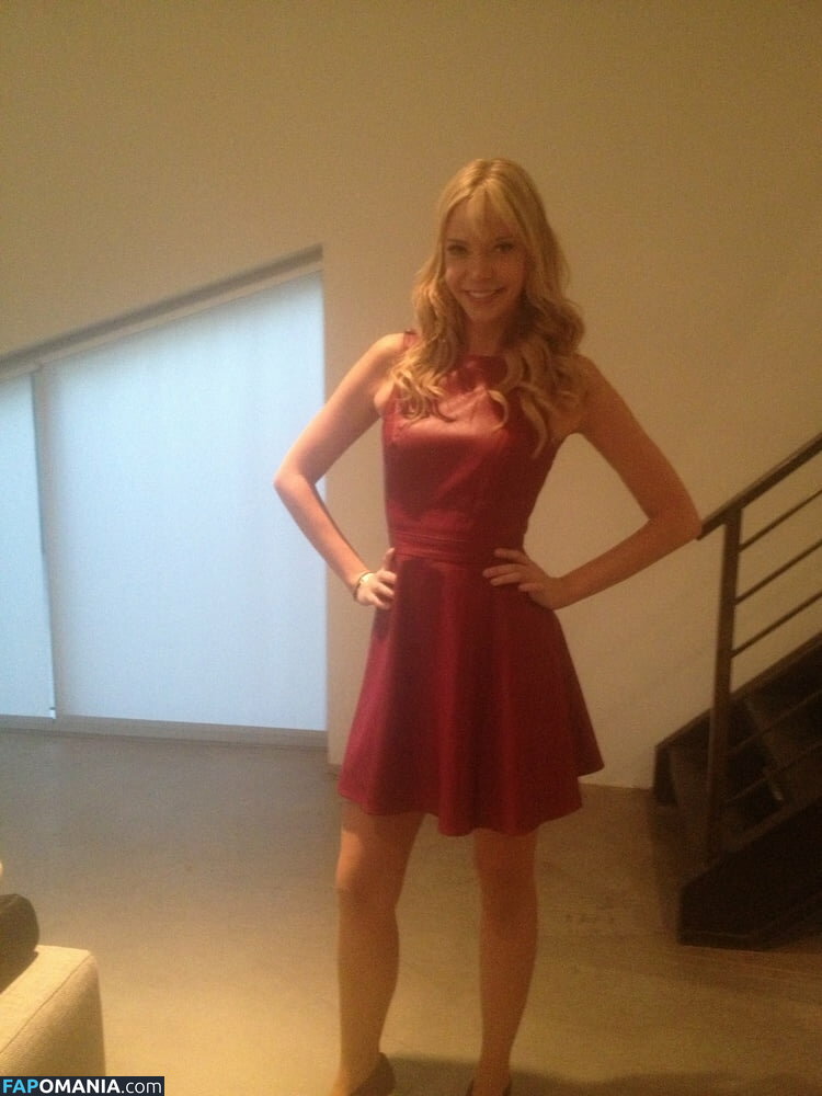 Riki Lindhome Nud Fotografie scursă #15