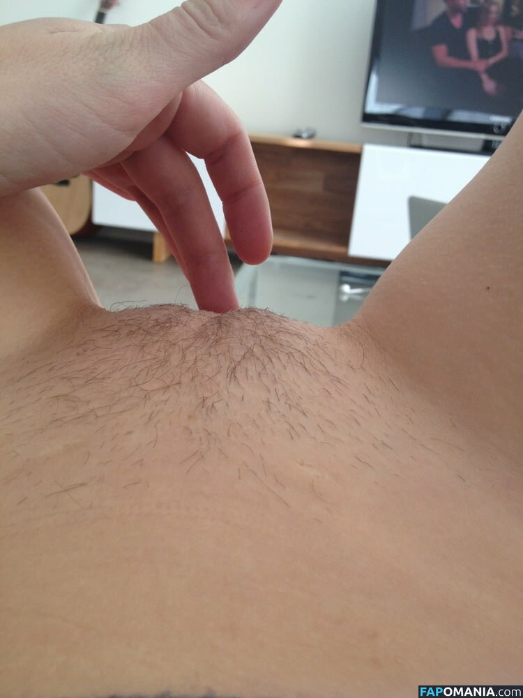 Riki Lindhome Nud Fotografie scursă #17
