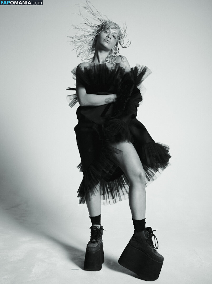 Rita Ora Nud Fotografie scursă #128