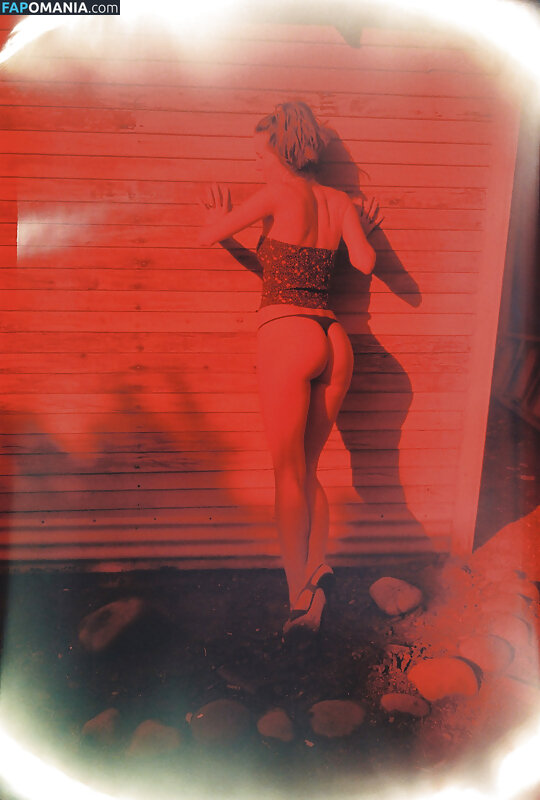 Salome Stevenin Nud Fotografie scursă #11