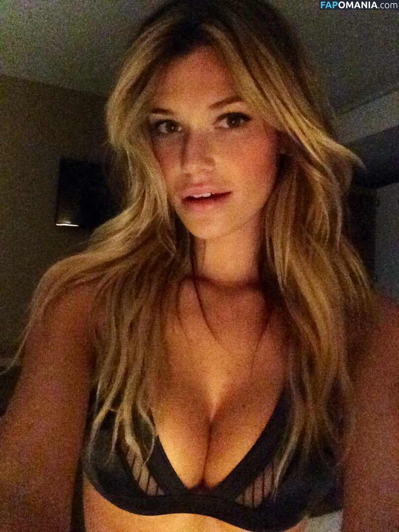Samantha Hoopes Nud Fotografie scursă #11