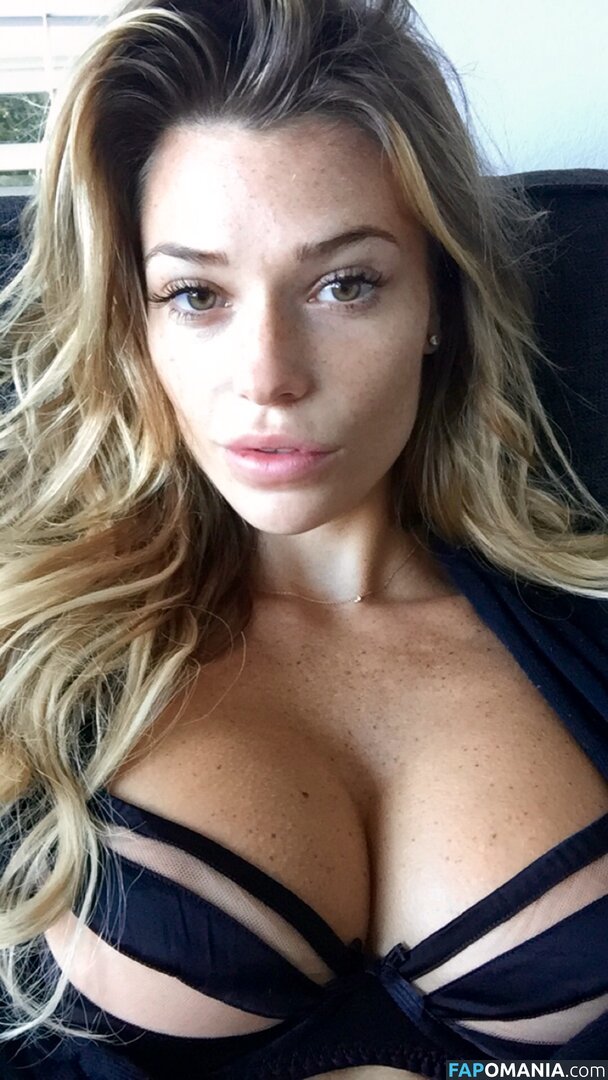 Samantha Hoopes Nud Fotografie scursă #19