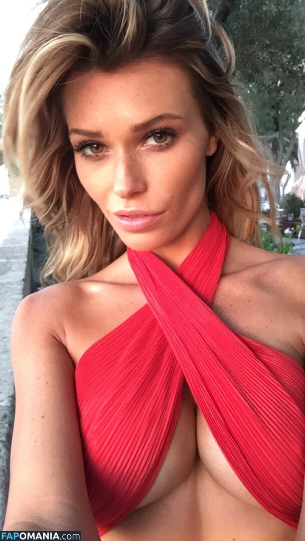 Samantha Hoopes Nud Fotografie scursă #115