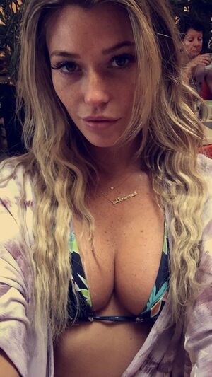Samantha Hoopes