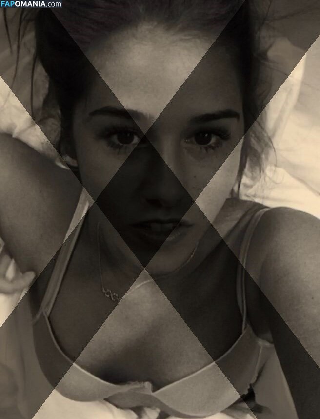 Sarah Lombardi Nud Fotografie scursă #6