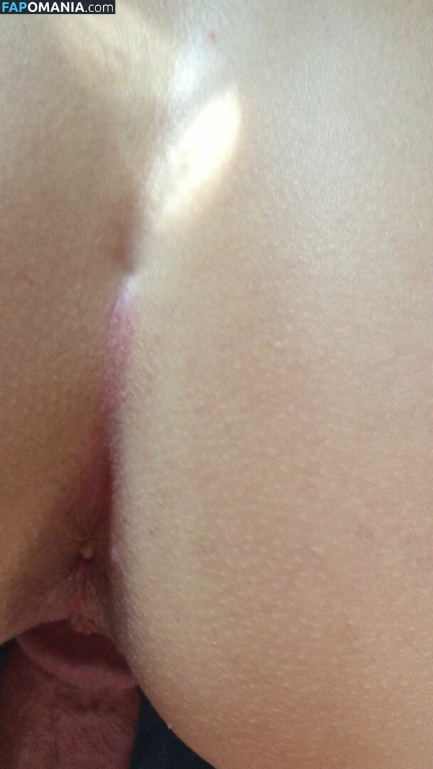 Scout Taylor Compton Nud Fotografie scursă #25