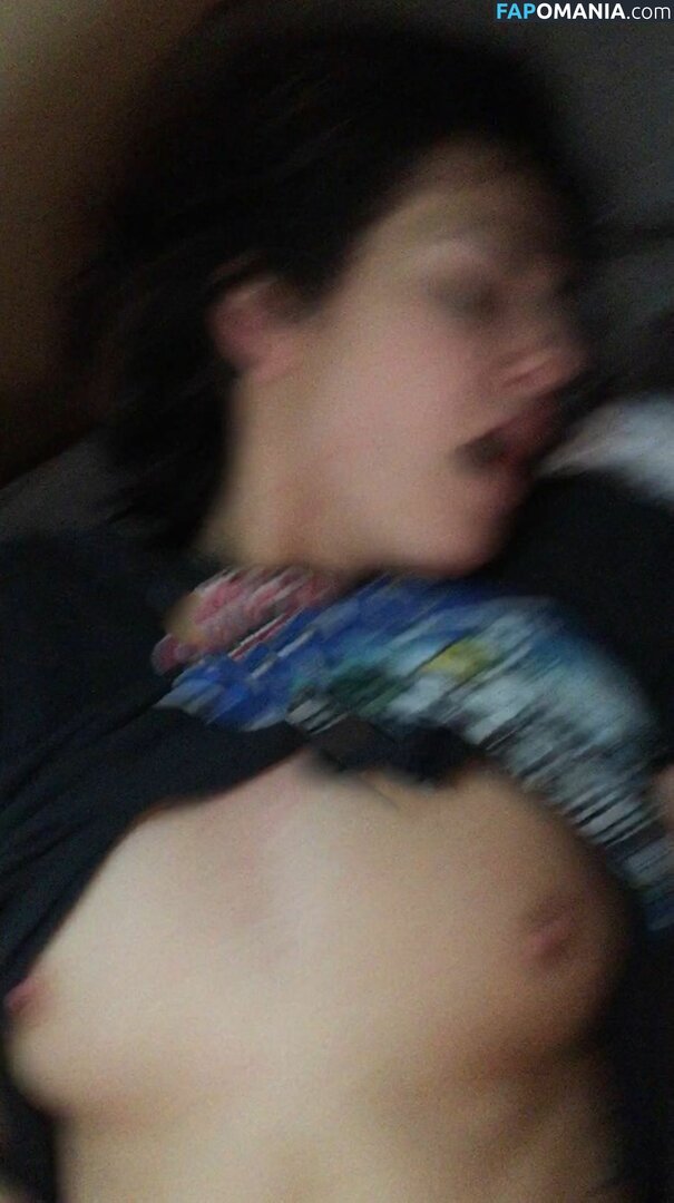 Scout Taylor Compton Nud Fotografie scursă #28