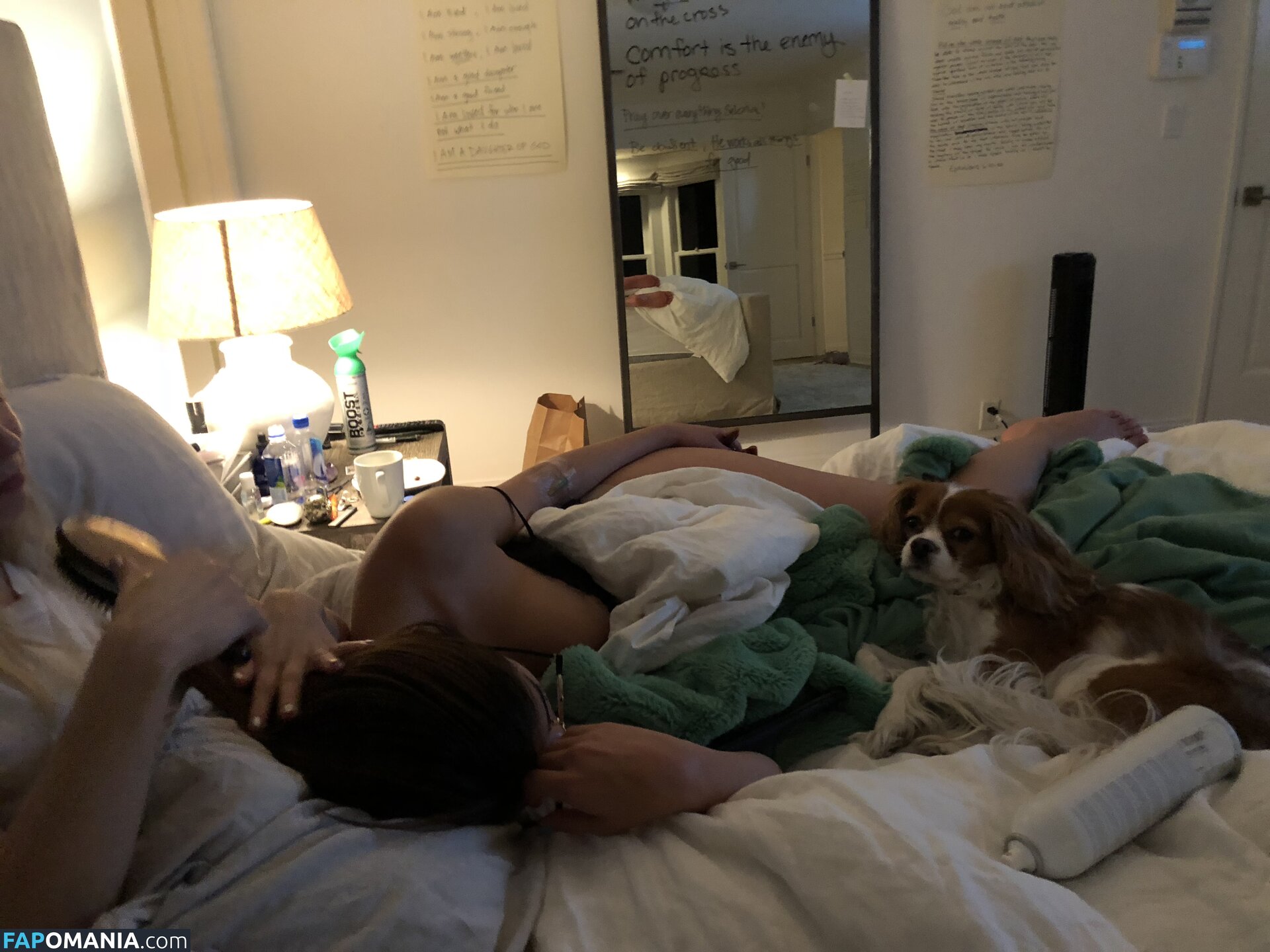 Selena Gomez Nud Fotografie scursă #17