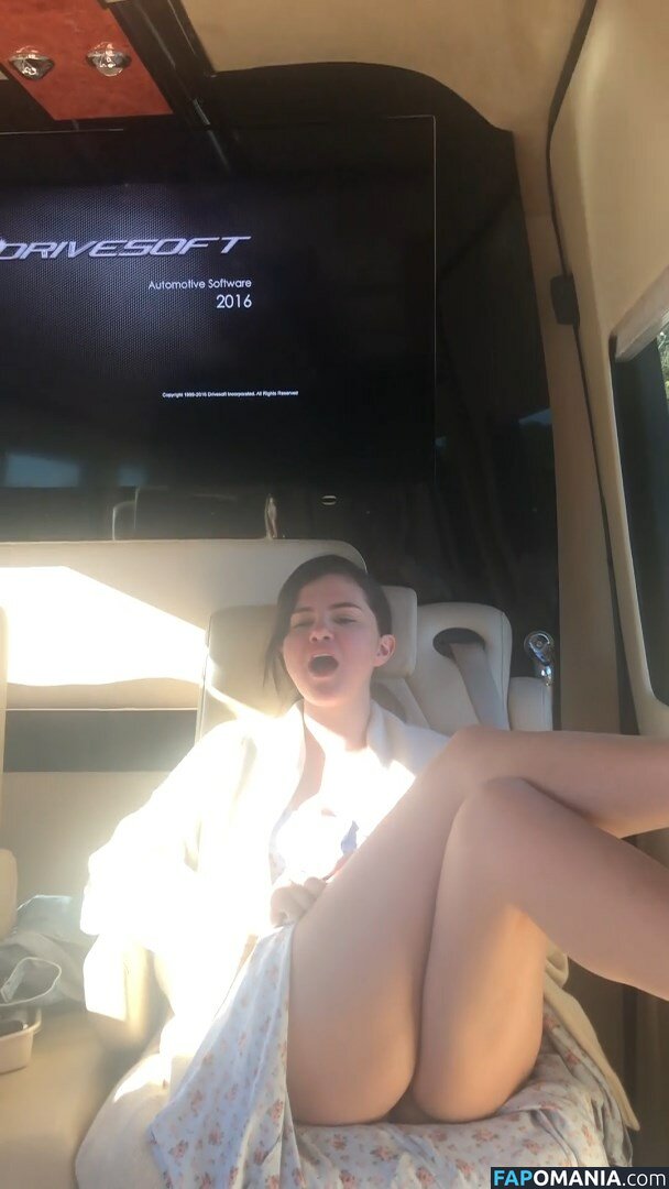 Selena Gomez Nud Fotografie scursă #30