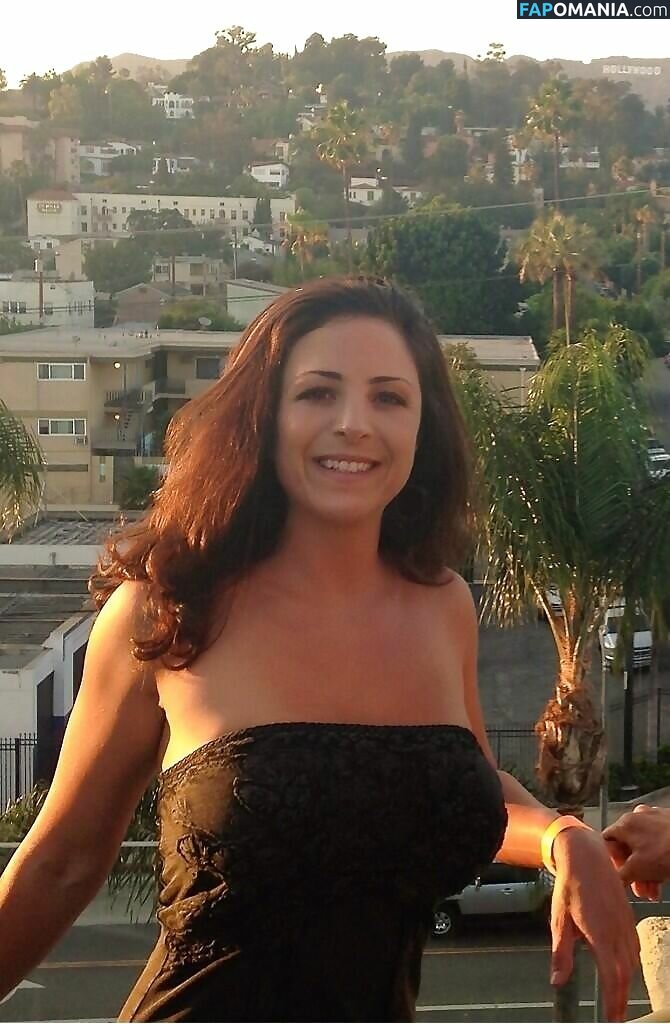 Serena Deeb Nud Fotografie scursă #15