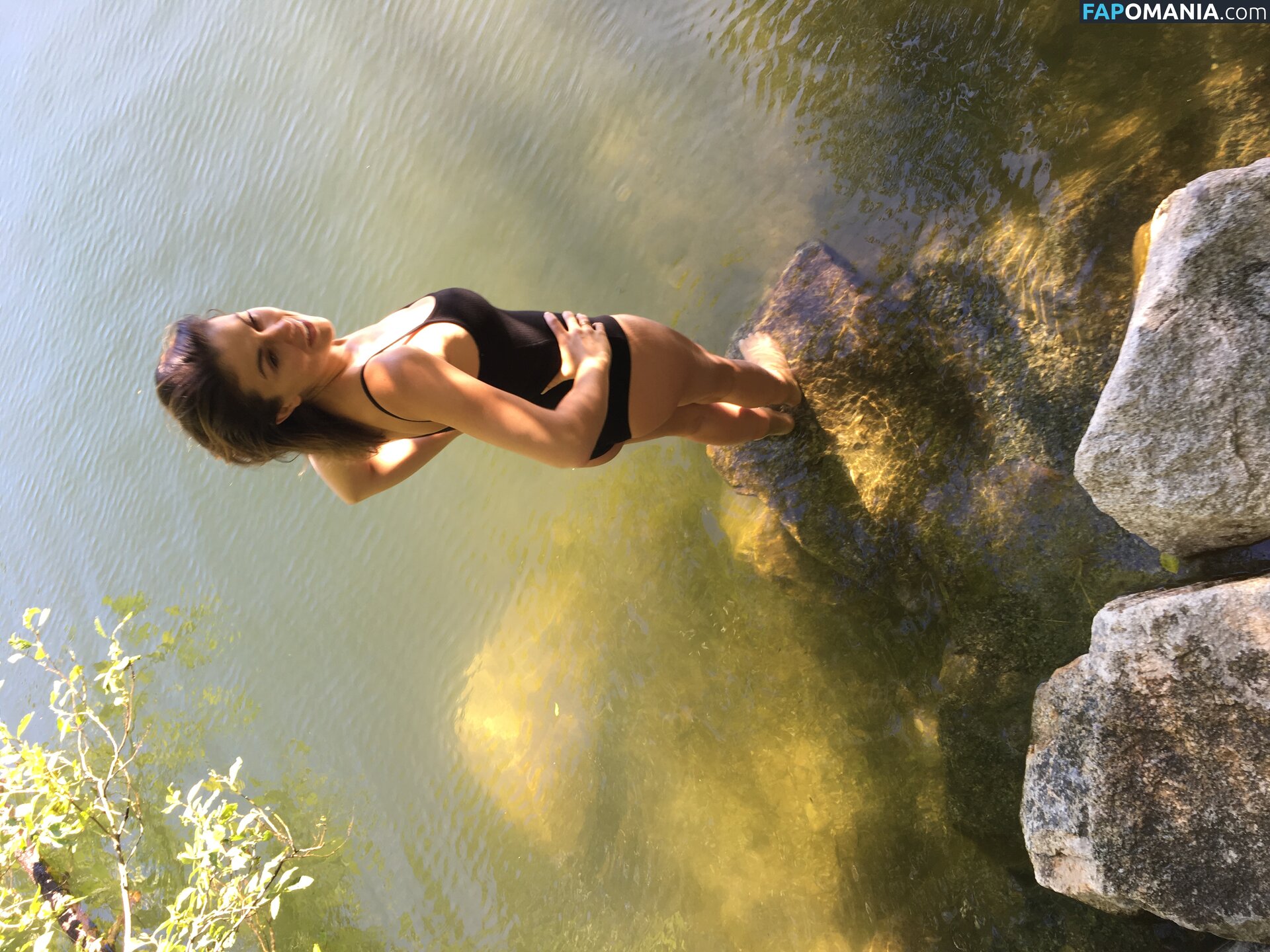 Serinda Swan Nud Fotografie scursă #93