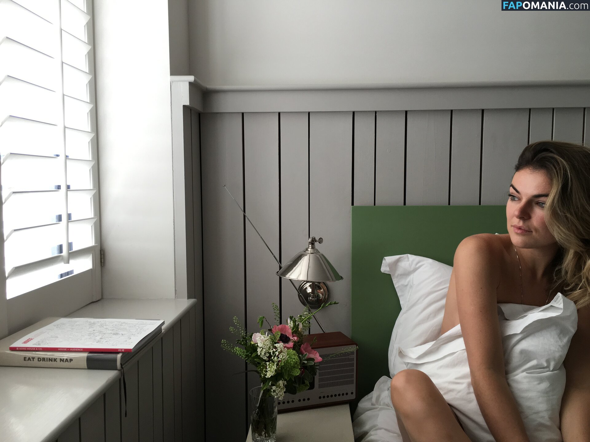 Serinda Swan Nud Fotografie scursă #151