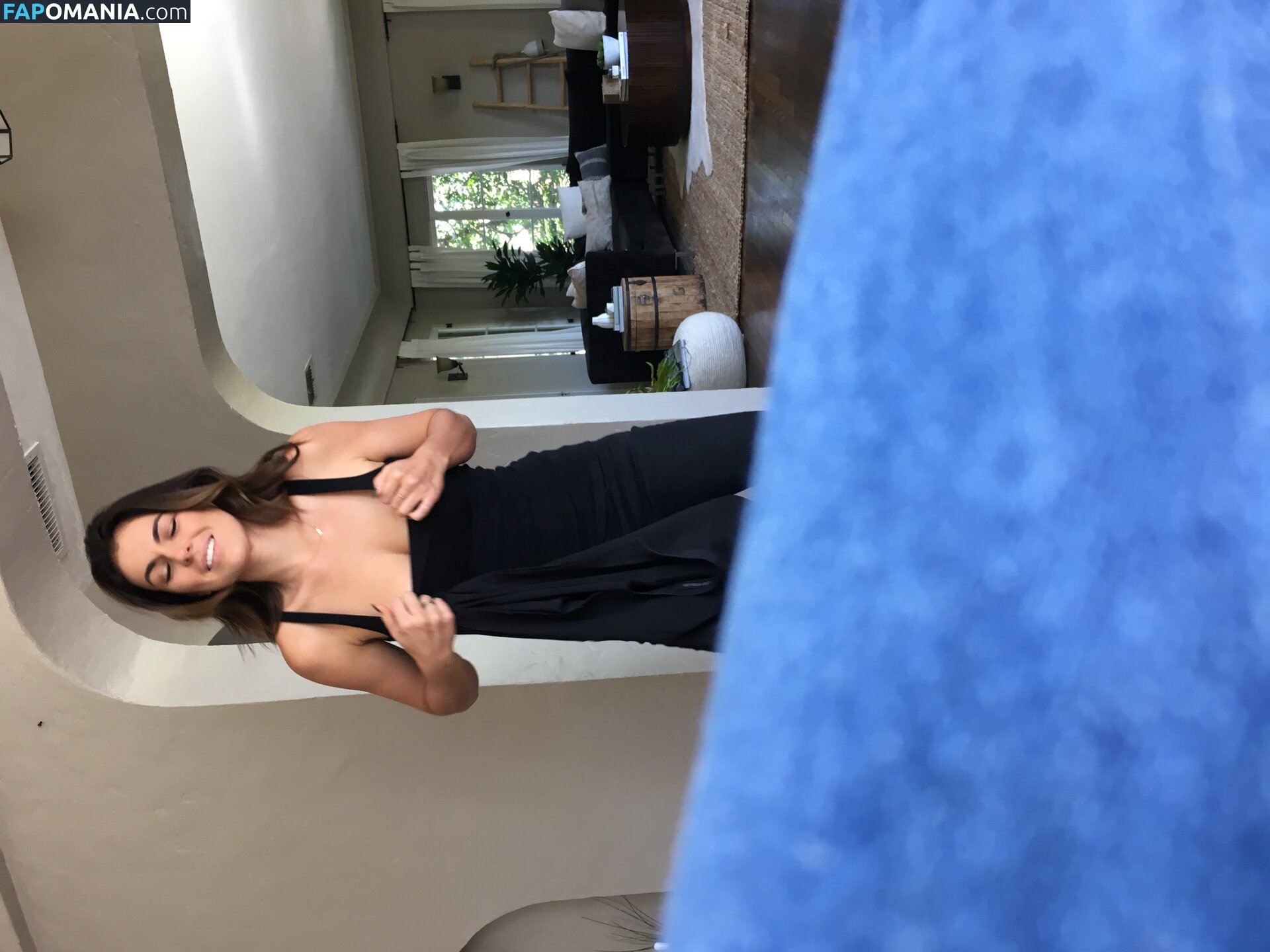 Serinda Swan Nud Fotografie scursă #203
