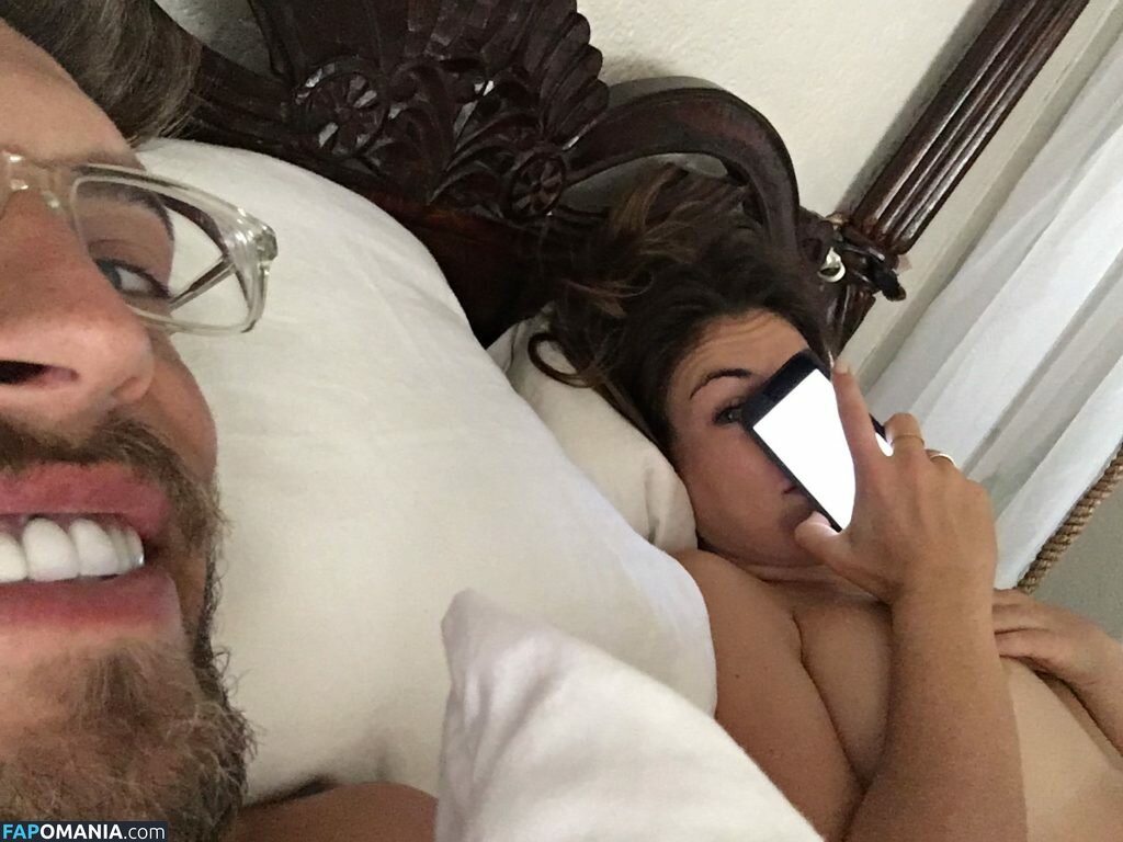 Serinda Swan Nud Fotografie scursă #286