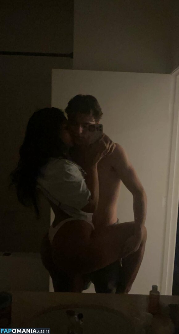 Sienna Mae Gomez / sienna_mae / siennamaegomez Nud OnlyFans  Fotografie scursă #619