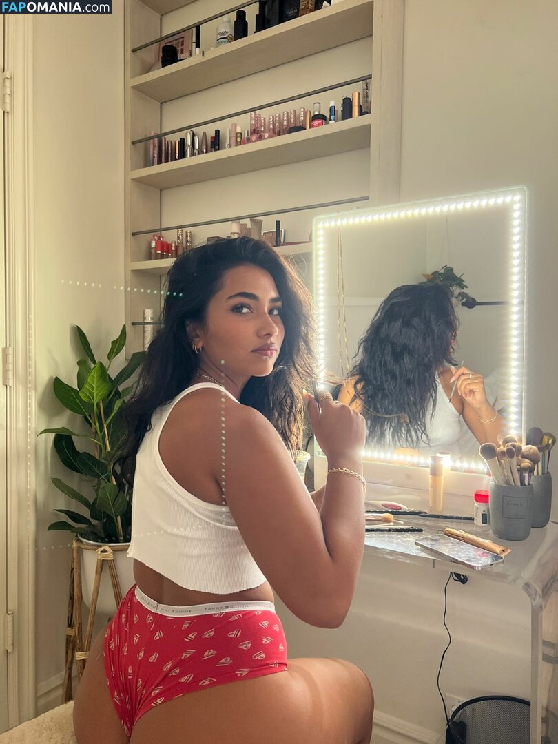 Sienna Mae Gomez / sienna_mae / siennamaegomez Nud OnlyFans  Fotografie scursă #625