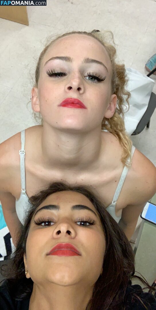 Sienna Mae Gomez / sienna_mae / siennamaegomez Nud OnlyFans  Fotografie scursă #785