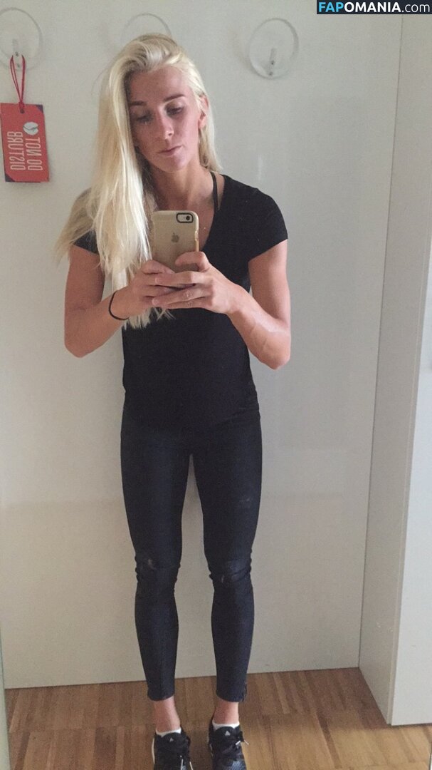 Sofia Jakobsson Nud Fotografie scursă #117