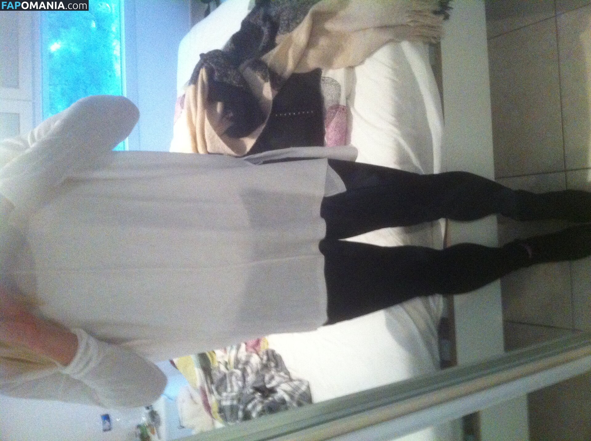 Sofia Jakobsson Nud Fotografie scursă #134