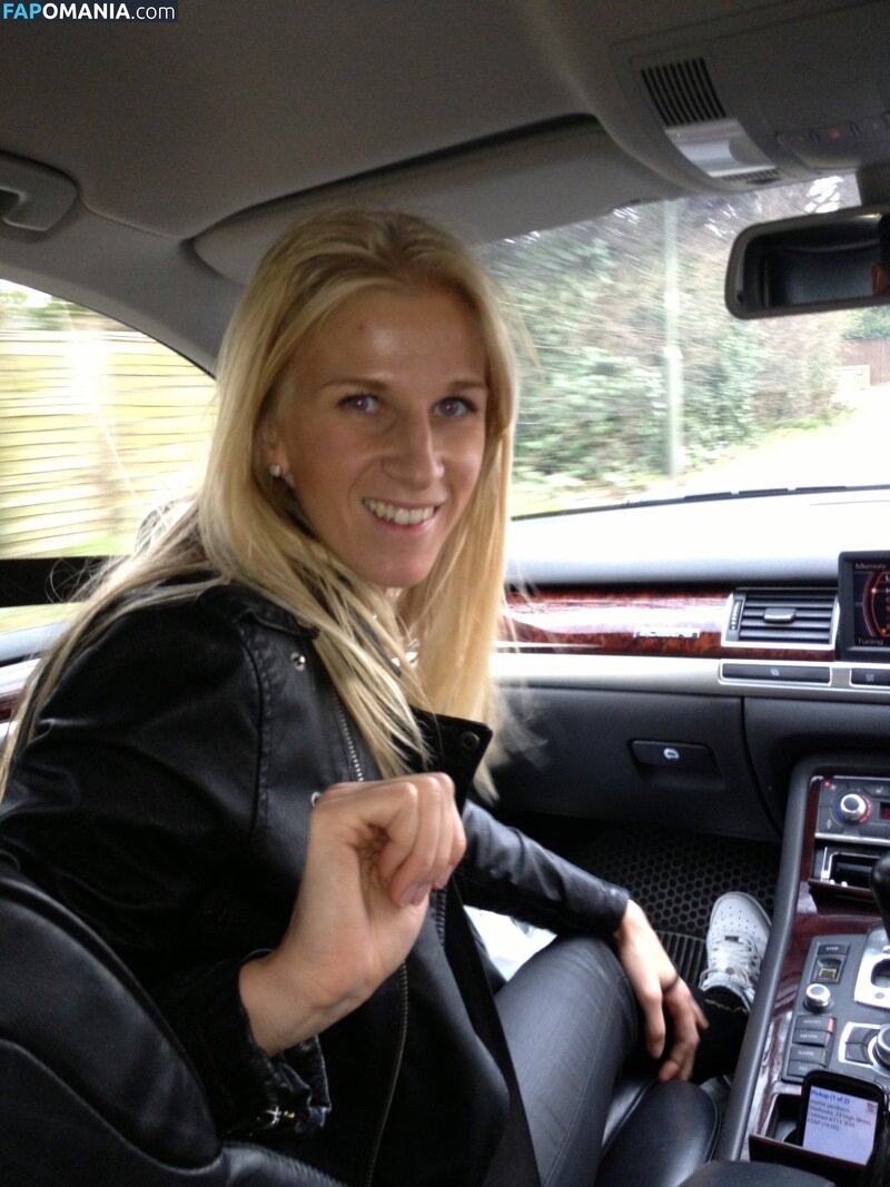 Sofia Jakobsson Nud Fotografie scursă #231