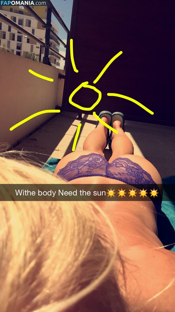 Sofia Jakobsson Nud Fotografie scursă #290