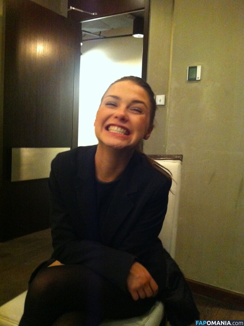 Sophia Roe Nud Fotografie scursă #10