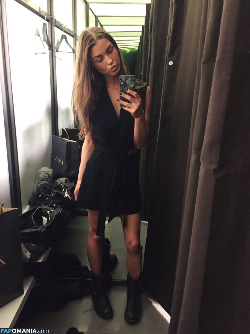 Sophia Roe Nud Fotografie scursă #26