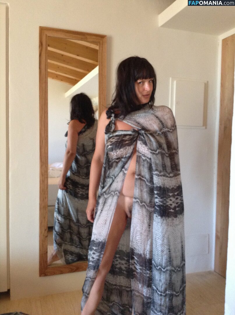 Sue Perkins Nud Fotografie scursă #11