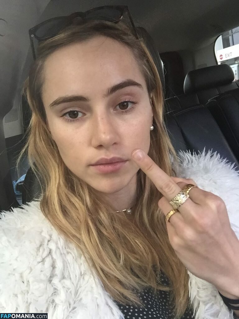 Suki Waterhouse Nud Fotografie scursă #21