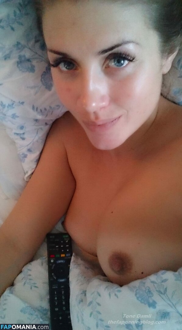 Tone Damli Nud Fotografie scursă #25