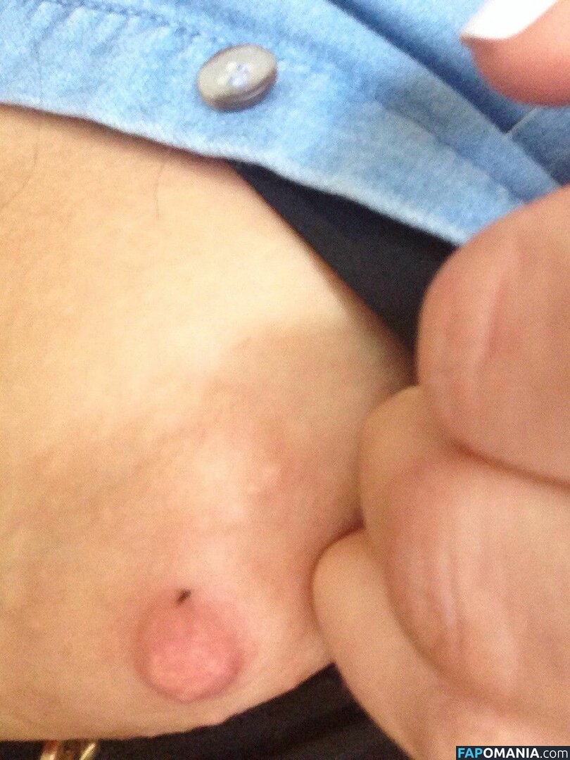 Twinnie Lee Moore Nud Fotografie scursă #5