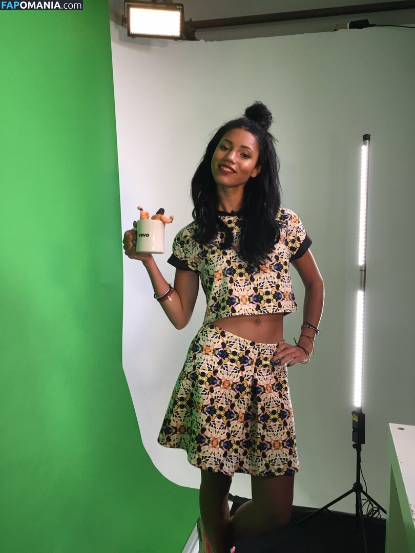 Vick Hope Nud Fotografie scursă #266