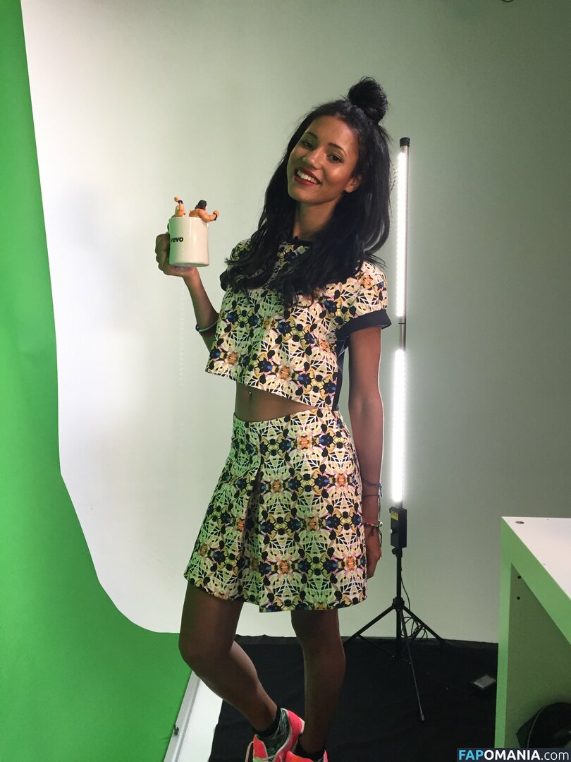 Vick Hope Nud Fotografie scursă #269