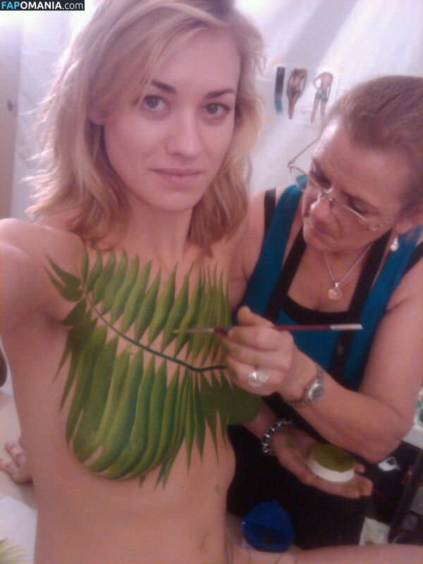 Yvonne Strahovski Nud Fotografie scursă #75