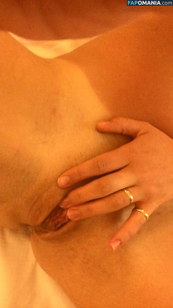 Zizi Strallen Nud Fotografie scursă #65