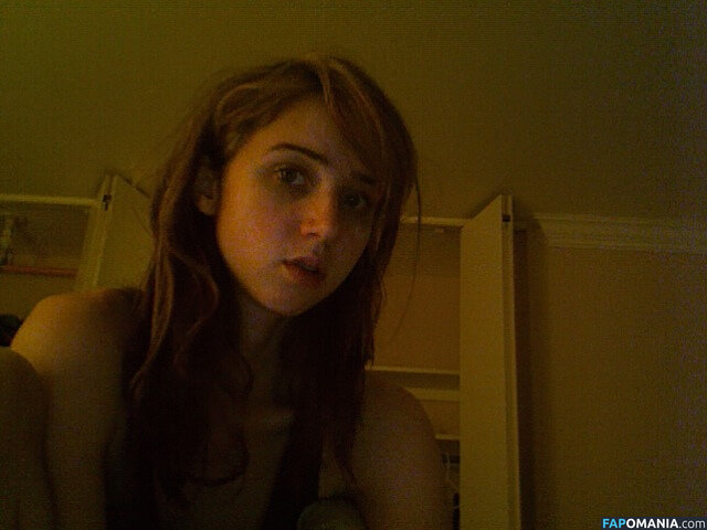 Zoe Kazan Nud Fotografie scursă #33