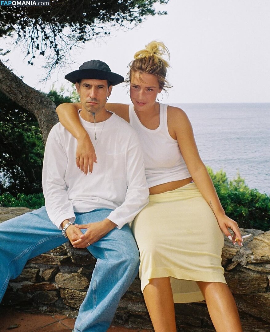 Adele Exarchopoulos / adeleexarchopoulos Nud OnlyFans  Fotografie scursă #209