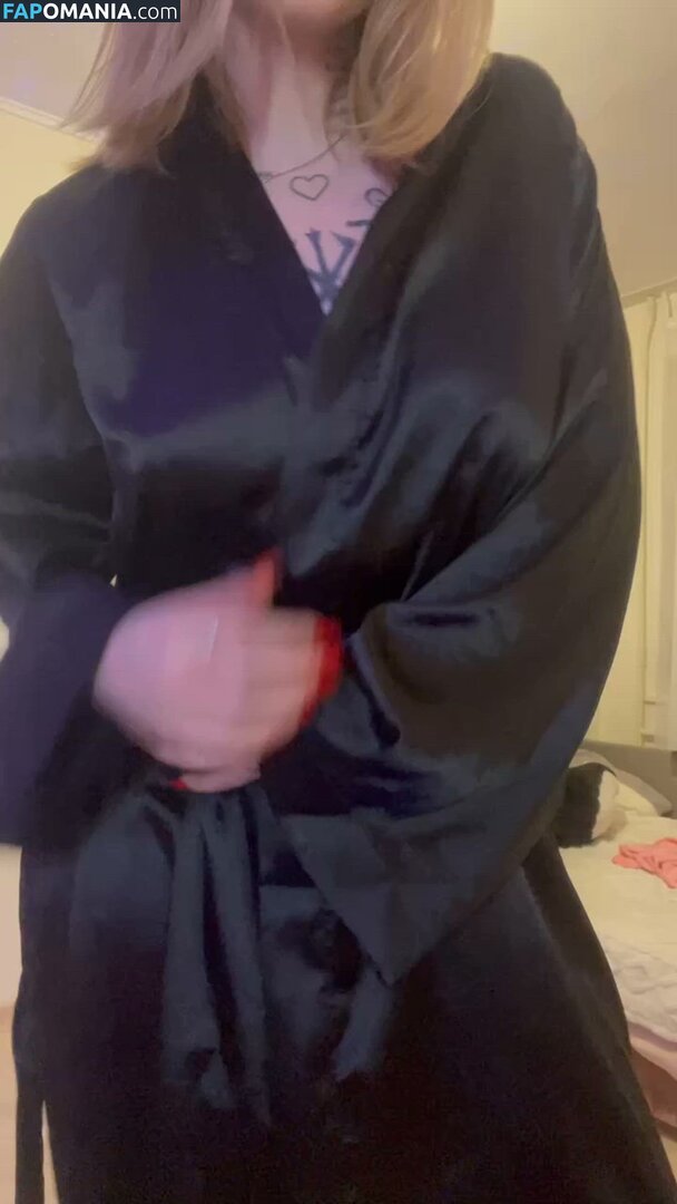 adelepeach Nud OnlyFans  Fotografie scursă #18