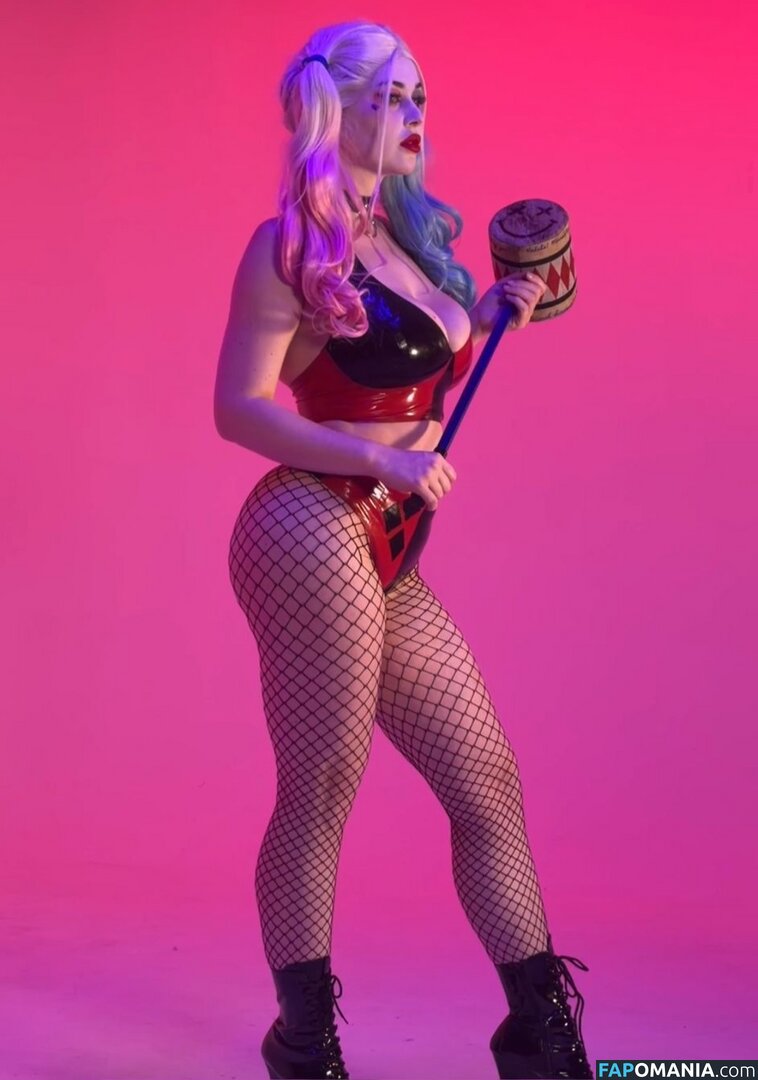 Adia / adiacosplay Nud OnlyFans  Fotografie scursă #9