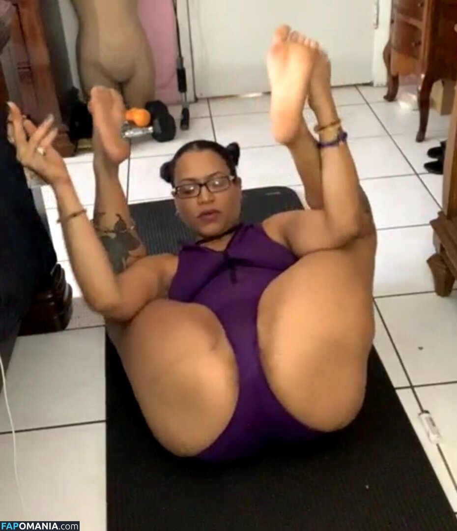 2xthesunshineinc / Afiya Sunshine / AfiyaSunshine / https: / queenafiyasunshine Nud OnlyFans  Fotografie scursă #5