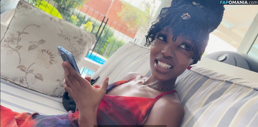 AfricanCasting / Africansextrip / Latinafucktour / africanfucktour / blackfucktour / casting_za / castingafrica / facefucktour Nud OnlyFans  Fotografie scursă #2