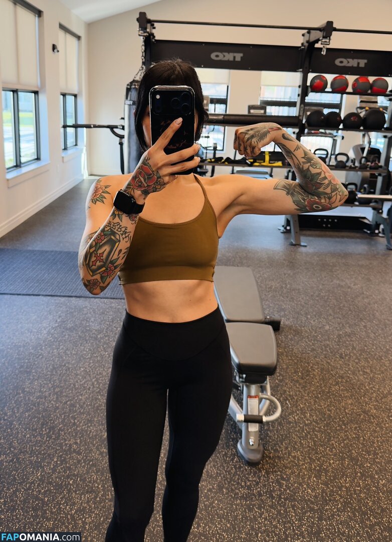 Aileen Perez / Aileen Senpai / AileenSenpaiReacts / aileensenpai Nud OnlyFans  Fotografie scursă #7