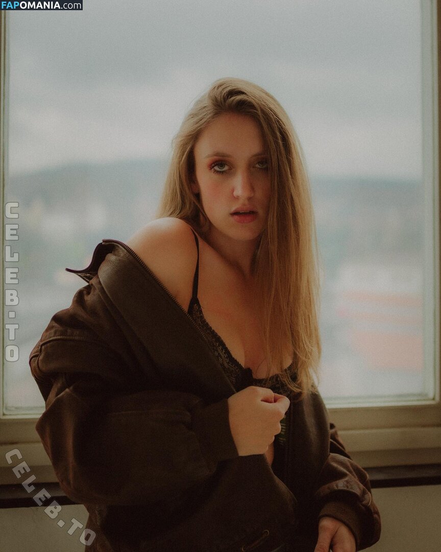 Aimée Pienschke / aimee_pienschke Nud OnlyFans  Fotografie scursă #9