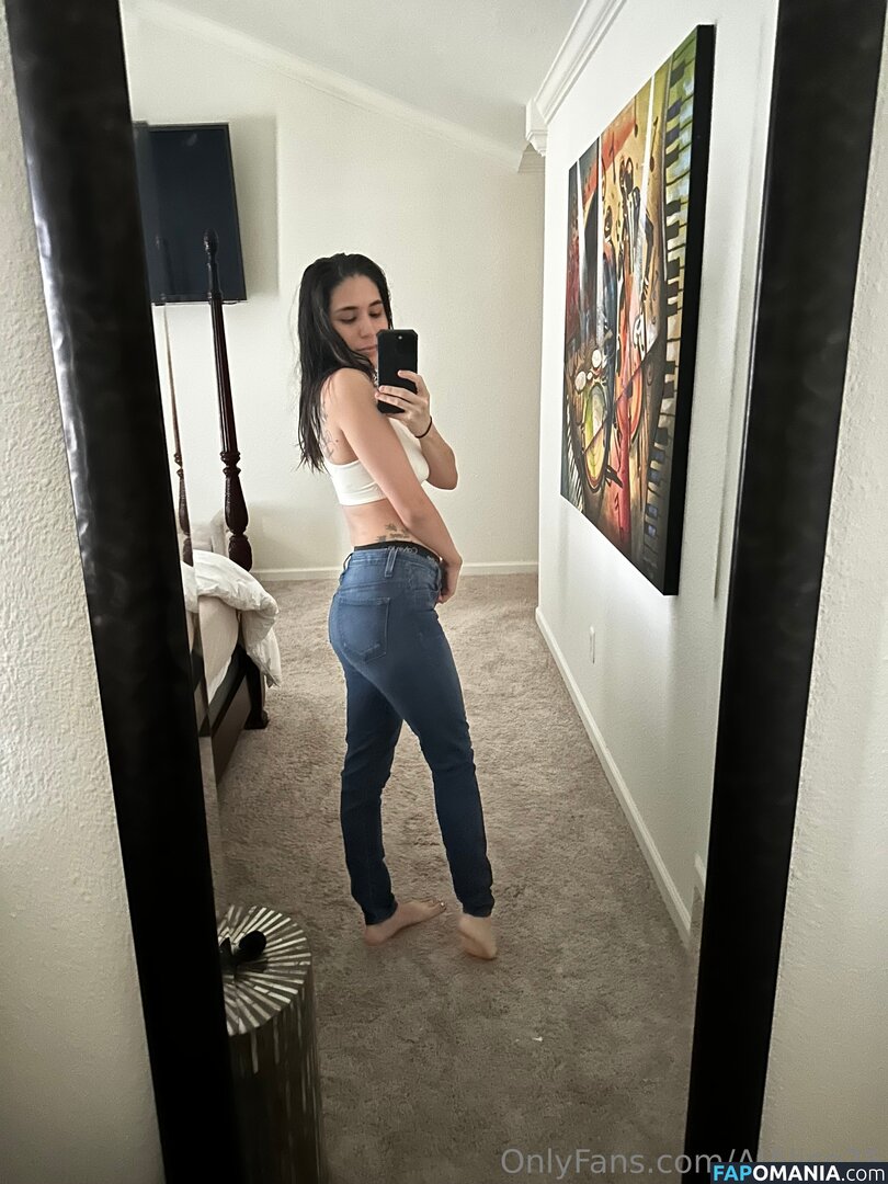 alalice25 / alicealice25 Nud OnlyFans  Fotografie scursă #4